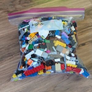 2 lbs Miscellaneous Lego pieces. Individual bagged miscellaneous Lego pieces.